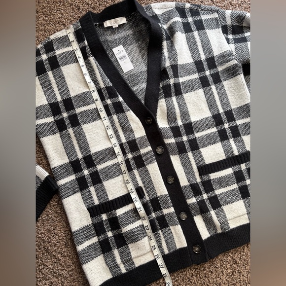 NWT Ann Taylor LOFT Black White Plaid Sweater Cardigan M - Picture 7 of 8